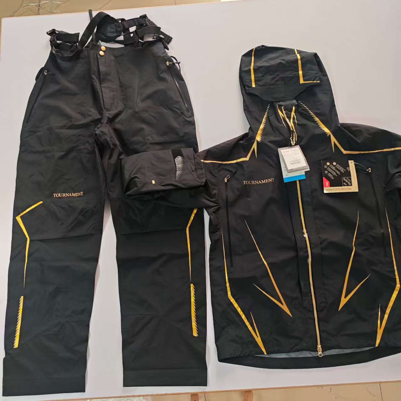 ชุดตกปลาผู้ชายแบบใหม่ สำหรับฤด - Fishing Rain Suit บทวิจารณ์และราคา